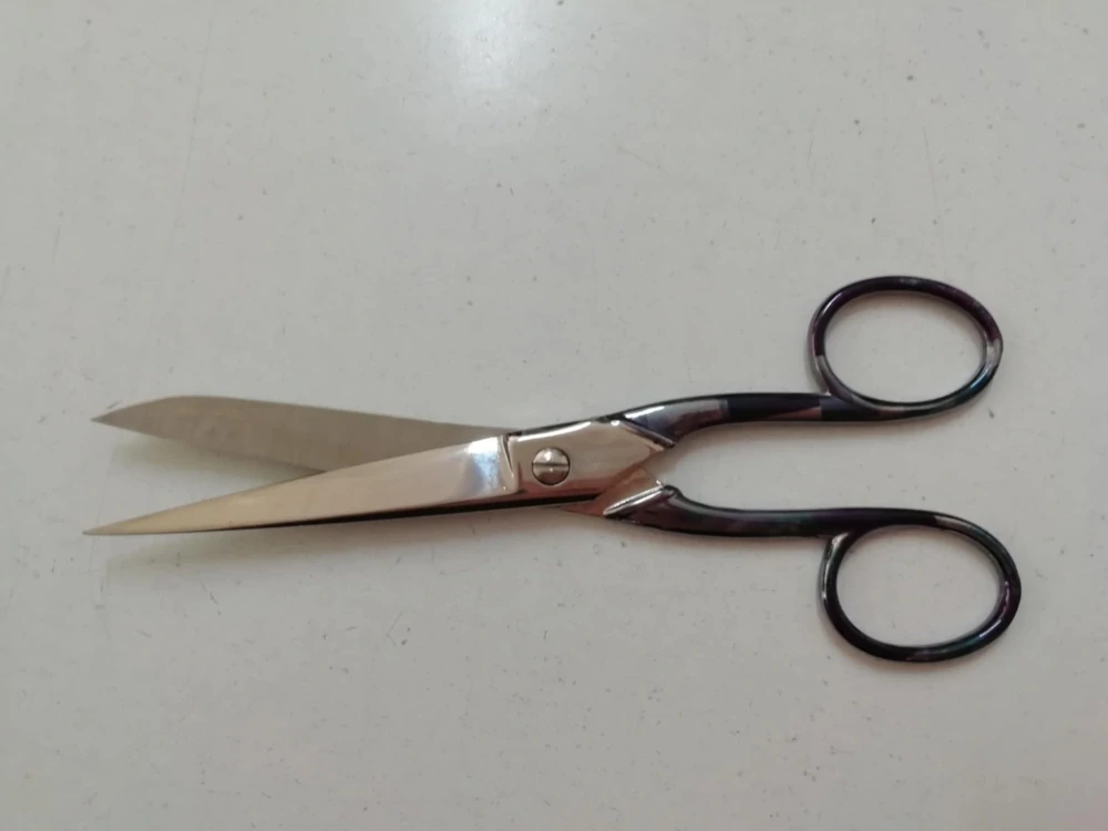 Nůžky kovové duhové 15 cm