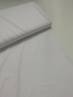 Silky vzor bílá